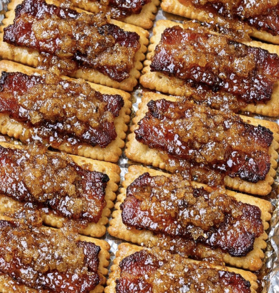 Southern 3-Ingredient Brown Sugar Bacon Crackers – Delicious Recipes